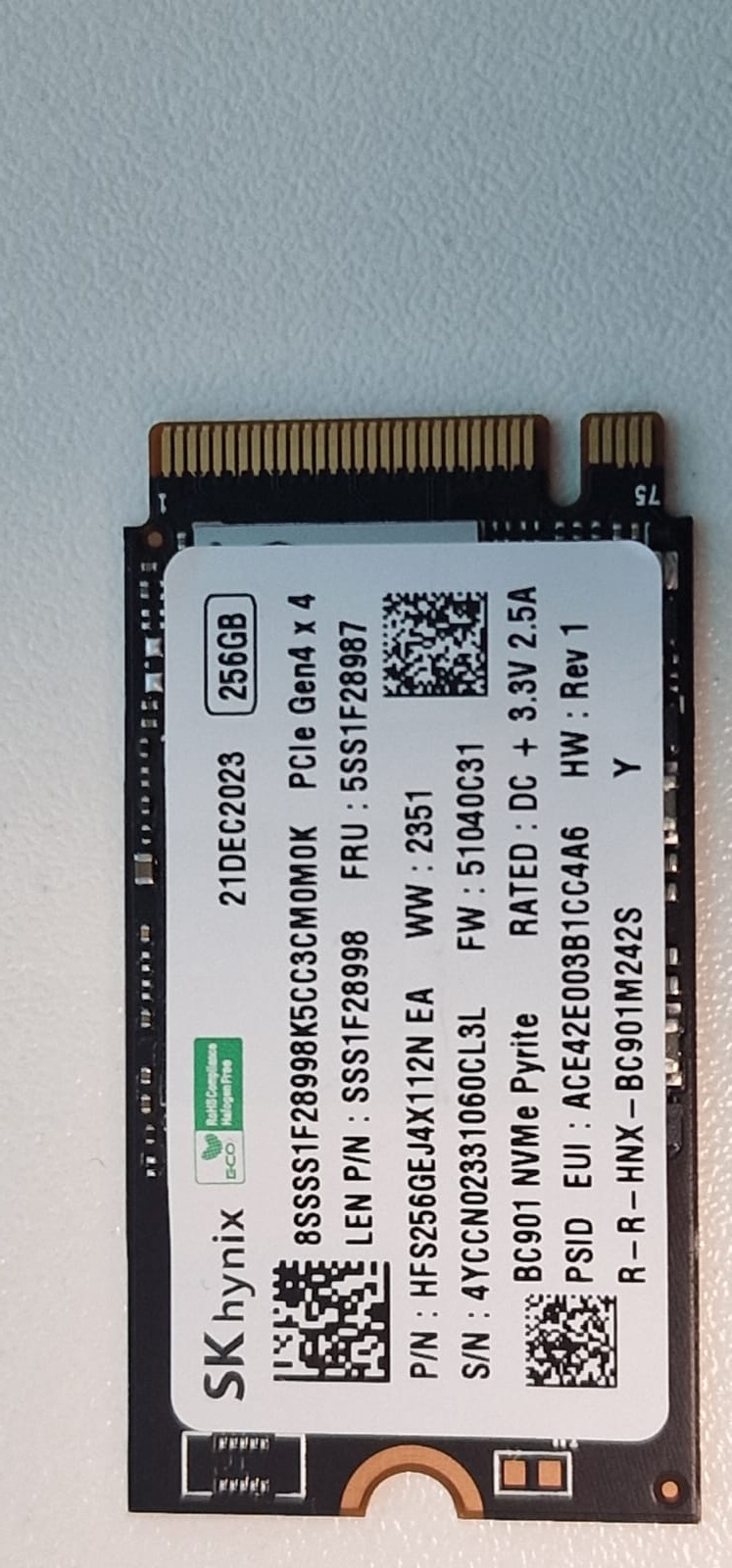 SK Hynix SSD 256GB SSD M.2 2280 NVMe PCIe Gen4 x4 HFS256GEJ4X112N