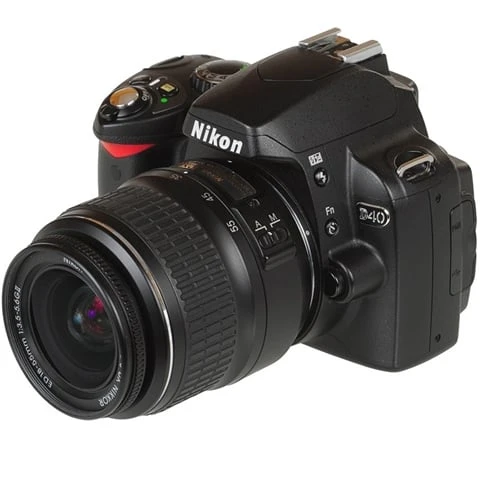 Nikon D40X + 18-55mm