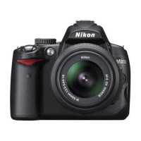 Nikon D5000 Digital SLR Camera with 18-55mm VR Lens Kit