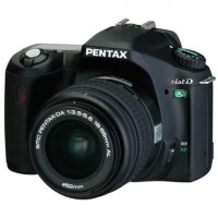 Pentax IST DS 6.1M + 18-55mm Lens